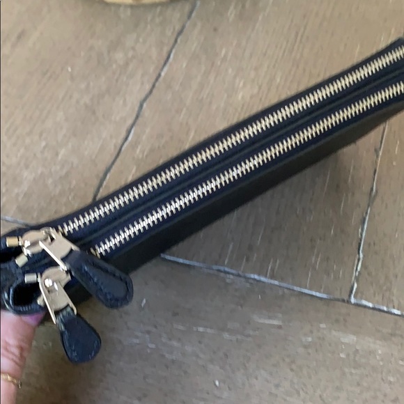 Coach Navy/Metallic Leather Double Wristlet, Large - Picture 3 of 8